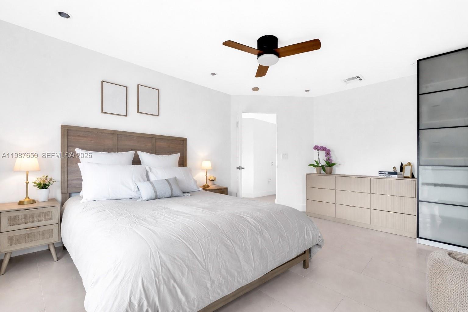 LAKES BY THE BAY SEC 11 - Residential