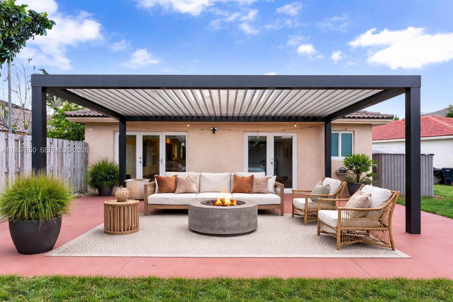 LAKES BY THE BAY SEC 11 - Residential