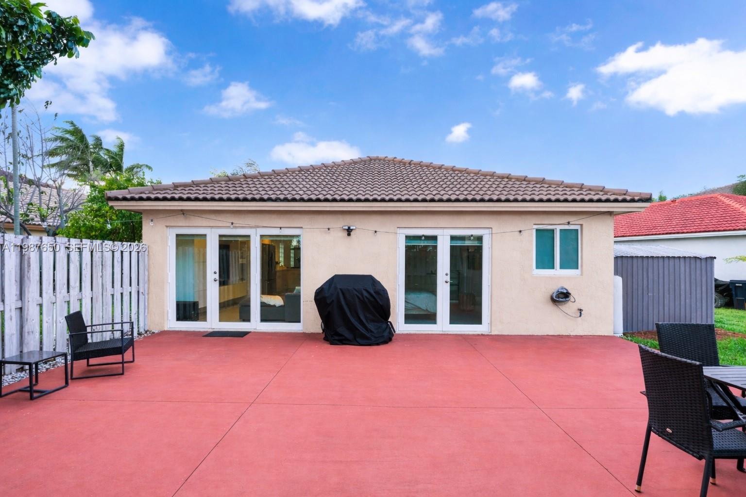 LAKES BY THE BAY SEC 11 - Residential