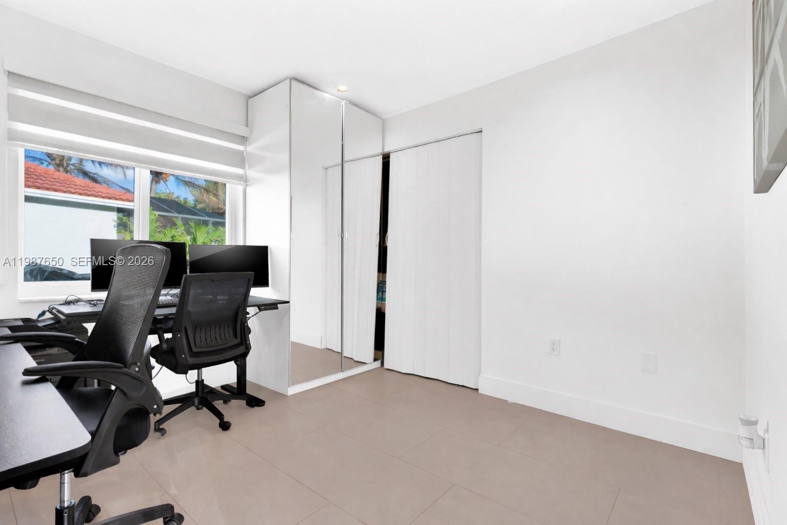 LAKES BY THE BAY SEC 11 - Residential