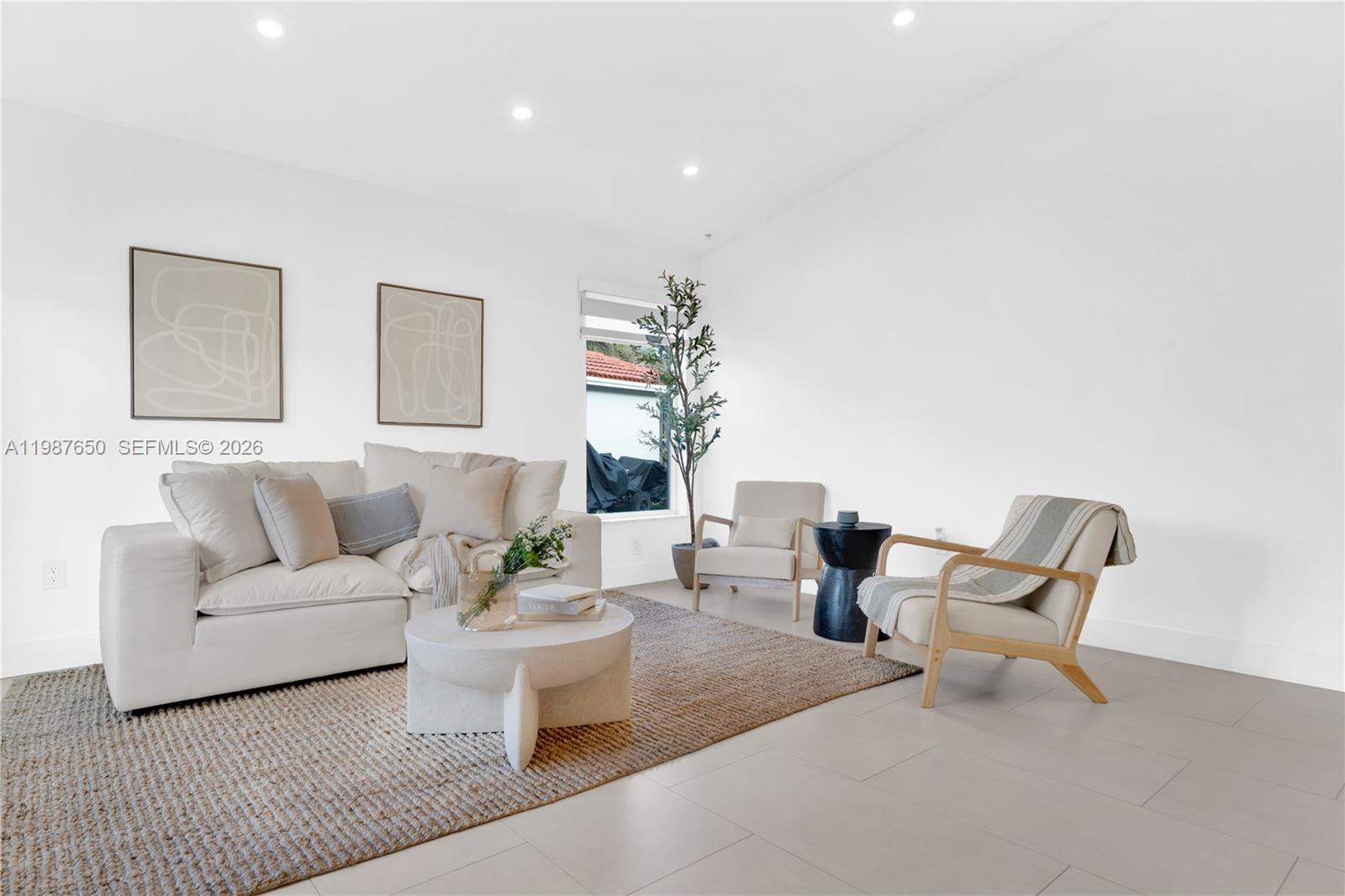 LAKES BY THE BAY SEC 11 - Residential