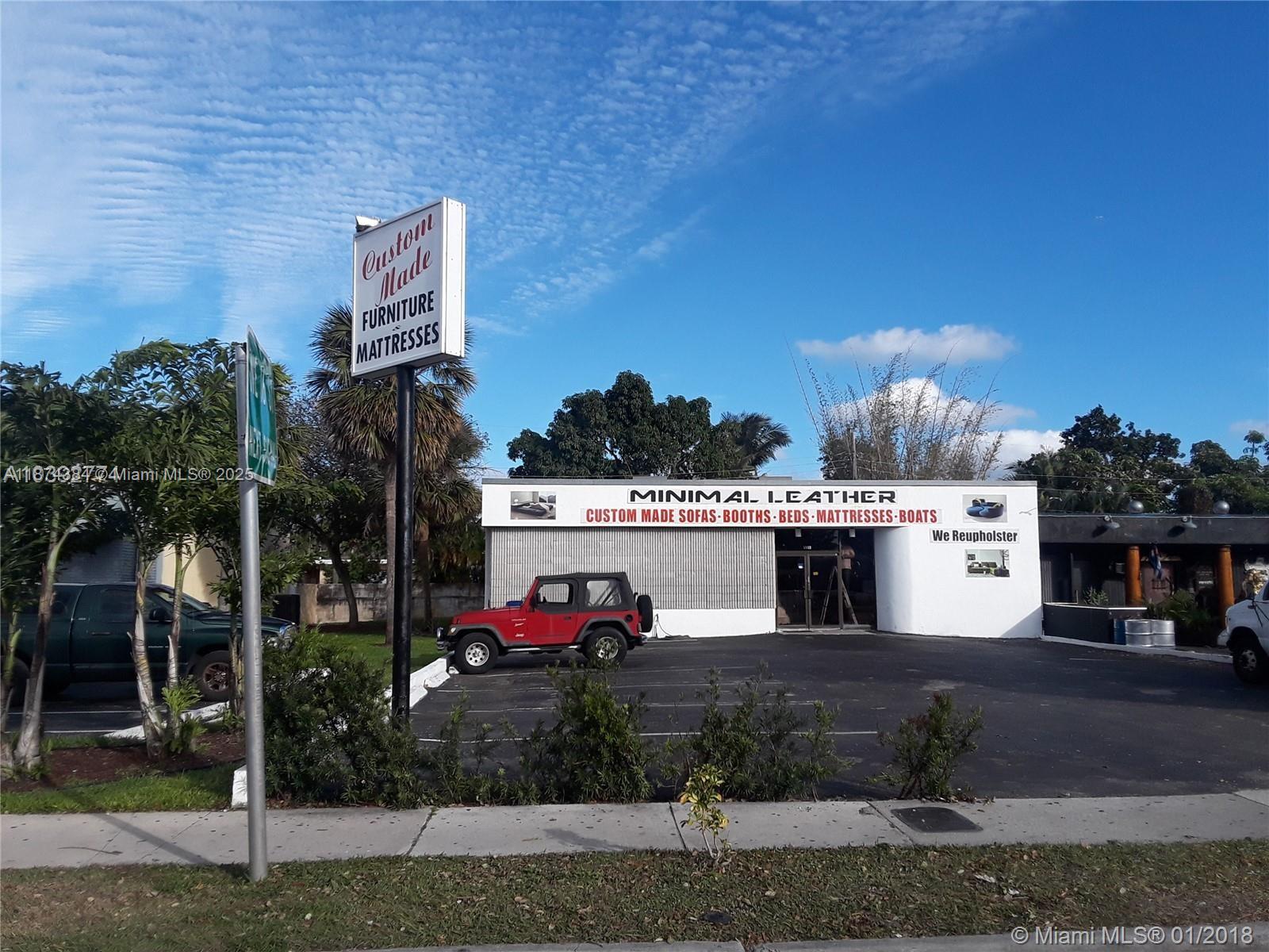Great Free standing building with its own private parking spaces (10),this building is on N.E. 4th Avenue and has 2,256 sf under ac + 700 sf patio. Double glass door in the front
Rent is $6,016 a month,high traffic and great neighborhood, it is in East Fort Lauderdale only a couple of blocks away from Wilton Manors. It is right next to a bar and surrounded by many different businesses. Hight traffic area
Tenant has to move out for emergency reasons, so it is available right away