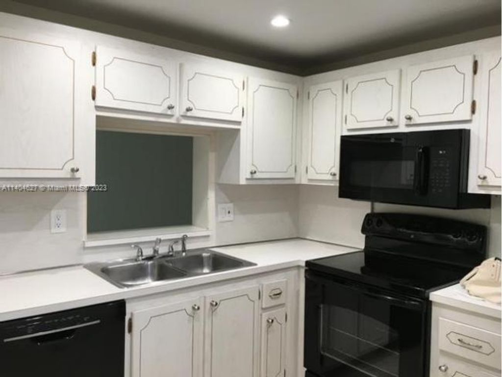 Photo of Hallandale Beach, FL 33009 (MLS # A11404627)