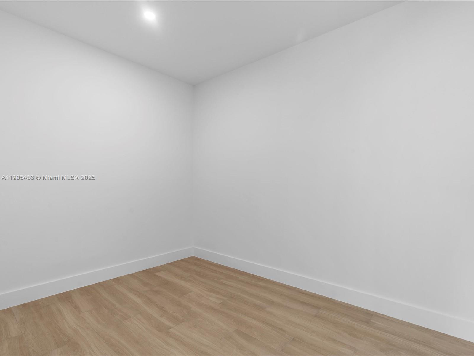 EAST SHENANDOAH - Residential