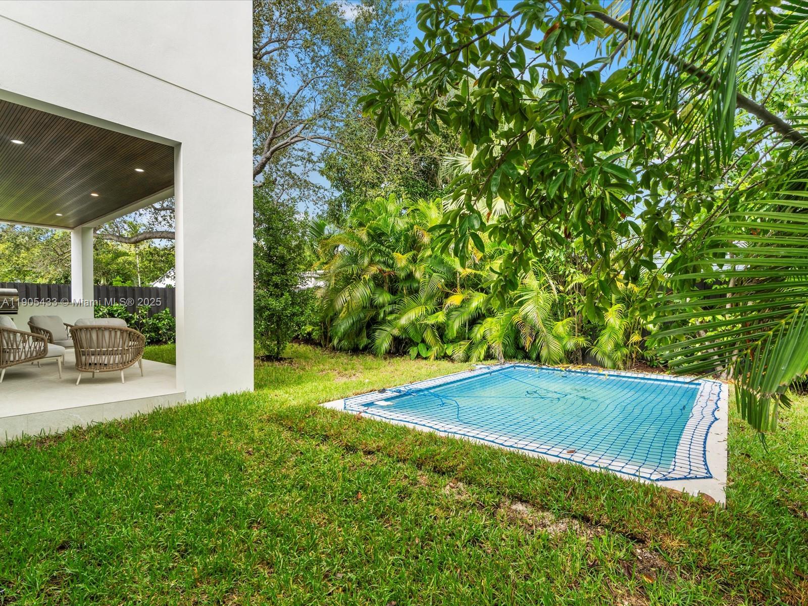 EAST SHENANDOAH - Residential