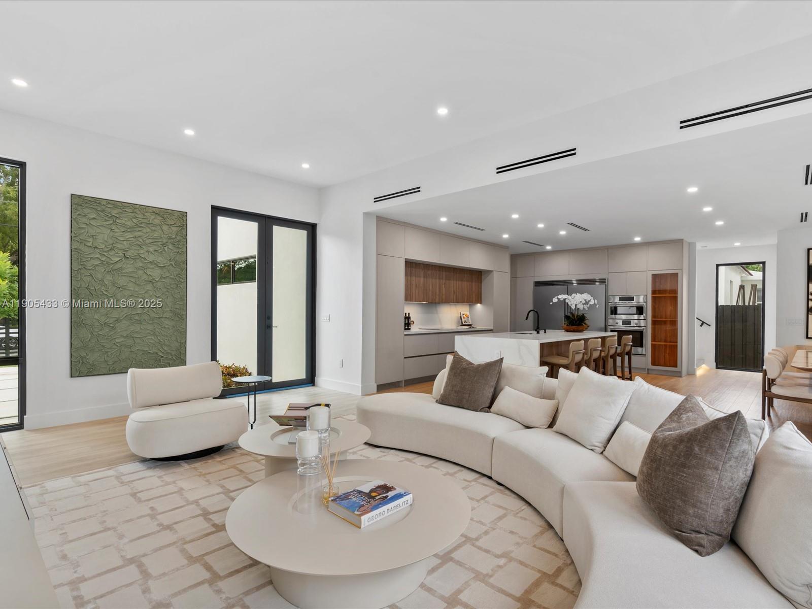 EAST SHENANDOAH - Residential