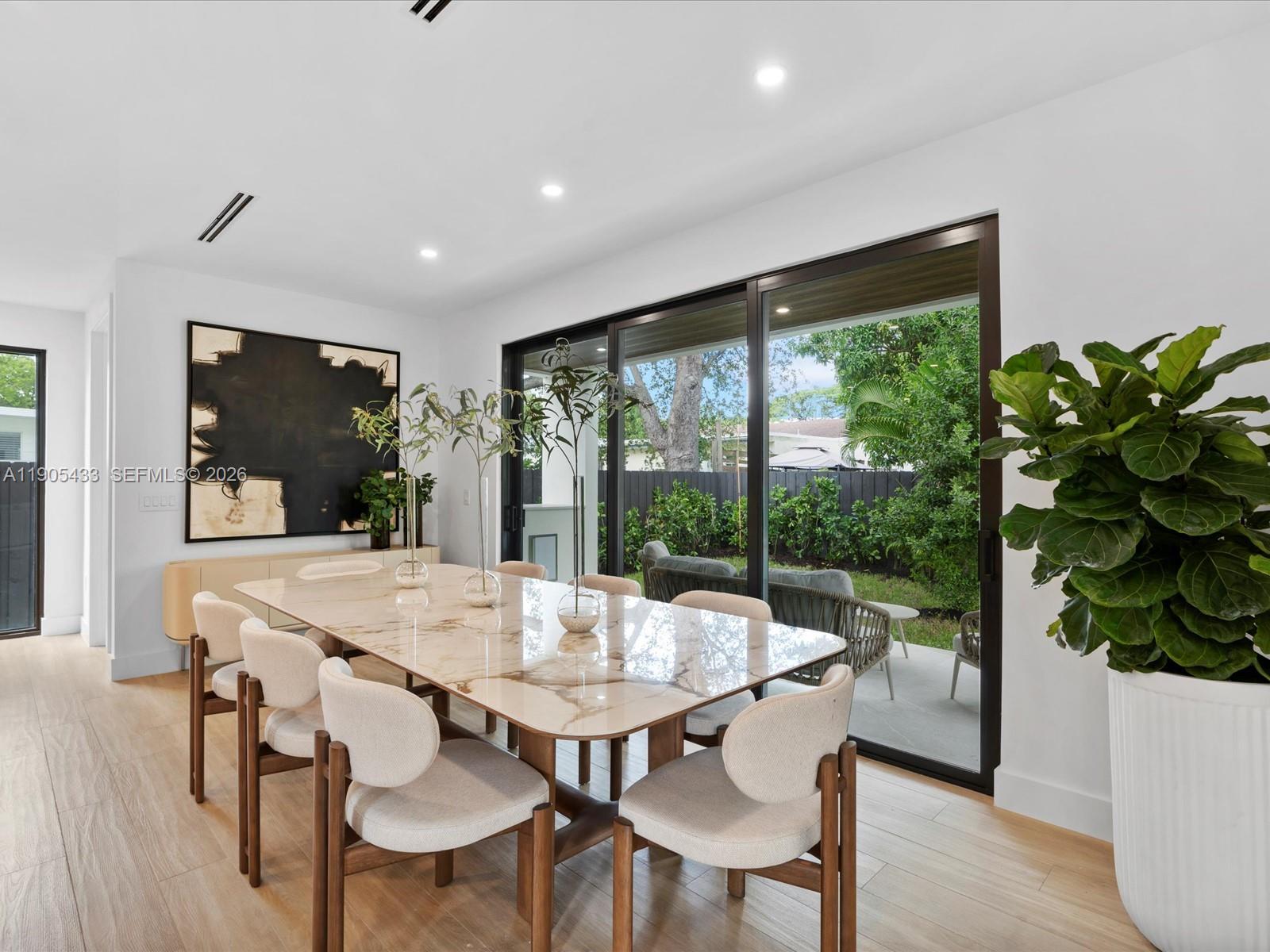 EAST SHENANDOAH - Residential