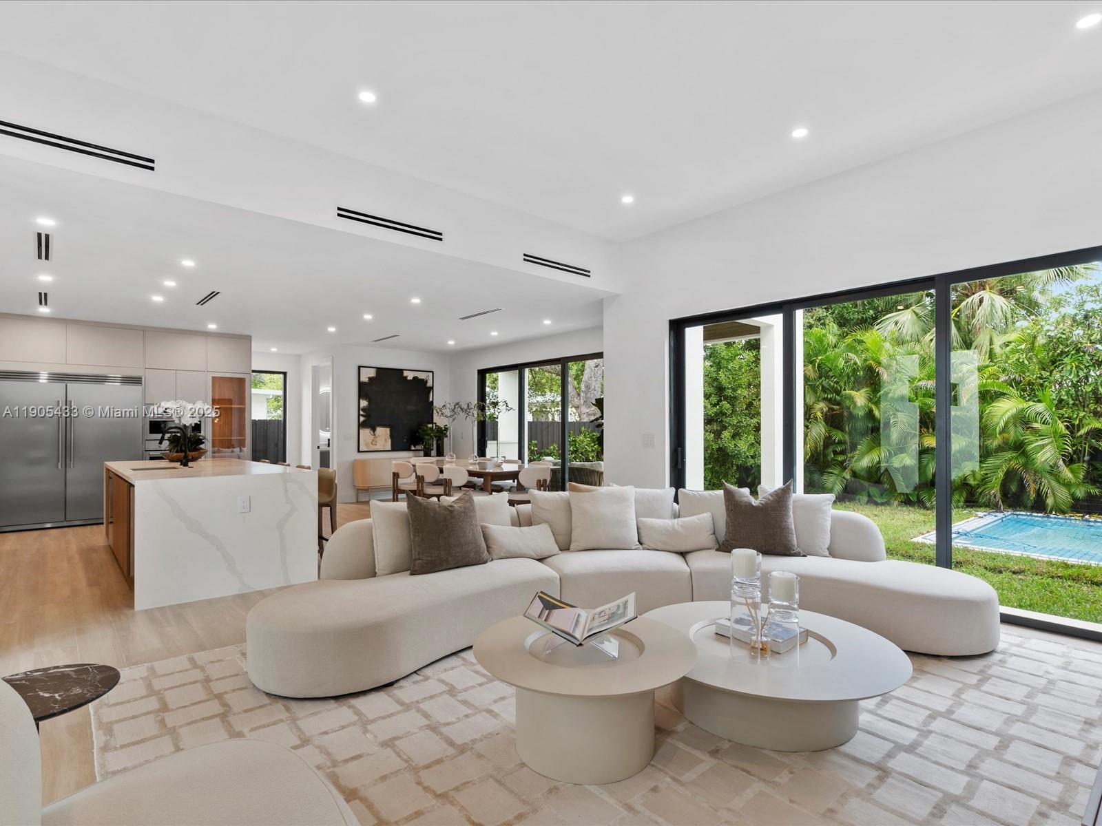 EAST SHENANDOAH - Residential