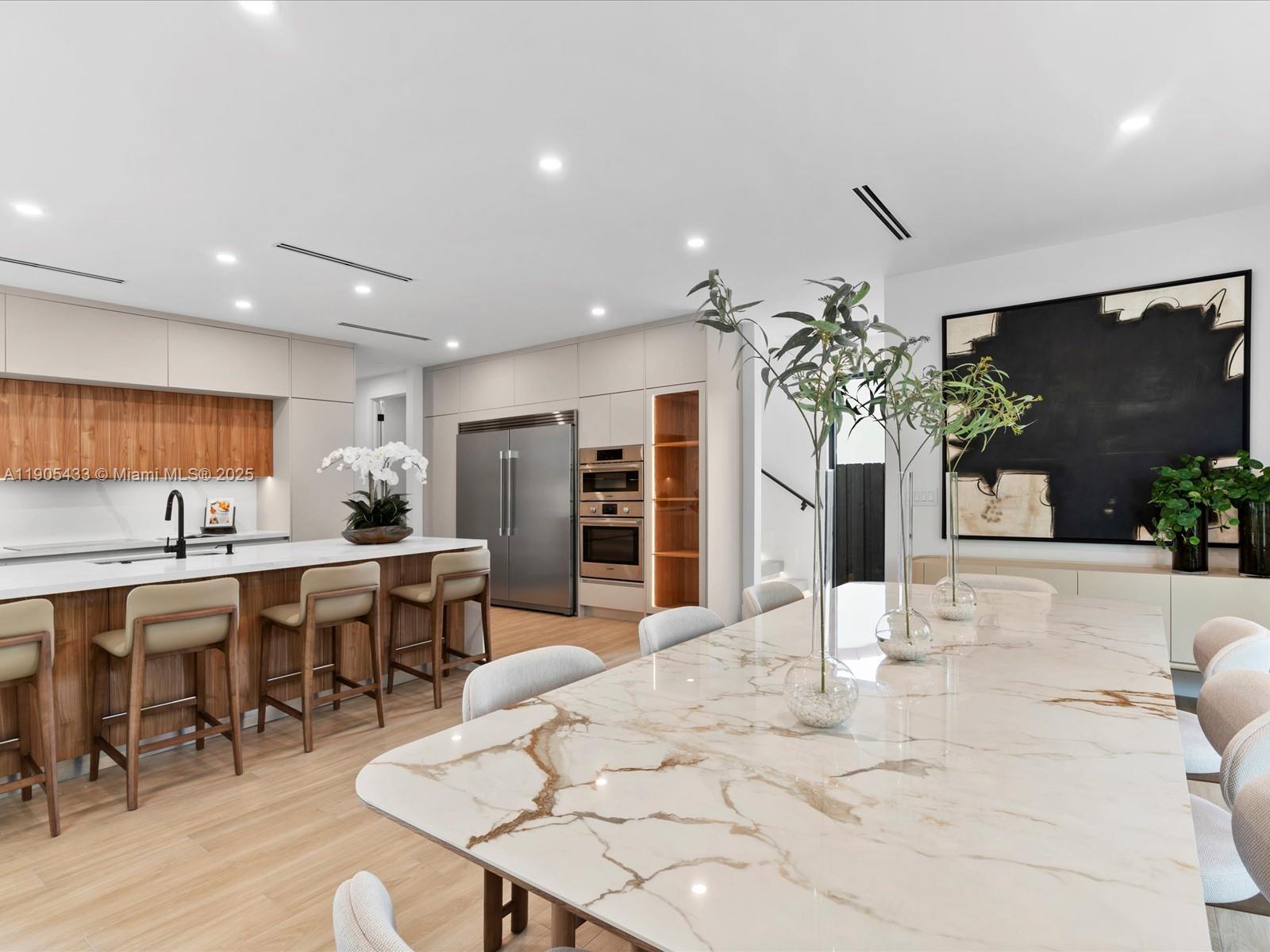 EAST SHENANDOAH - Residential