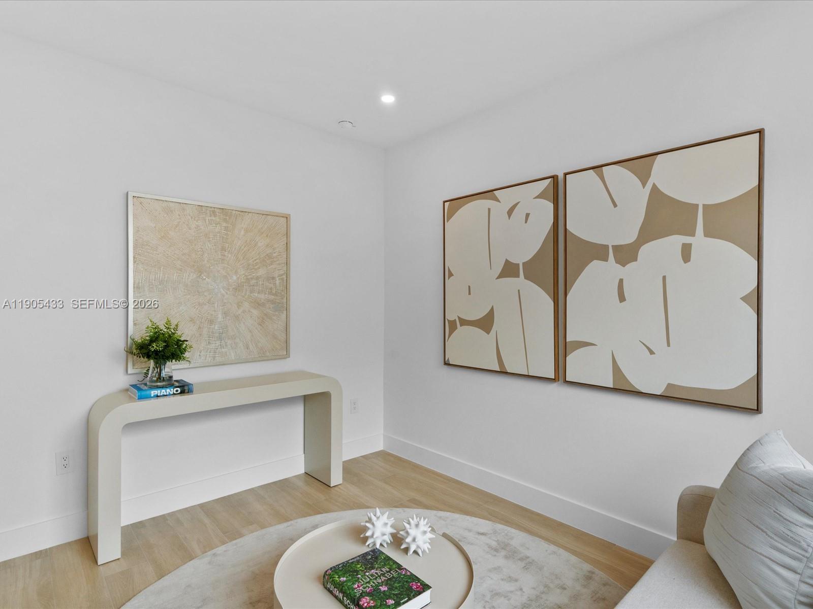 EAST SHENANDOAH - Residential