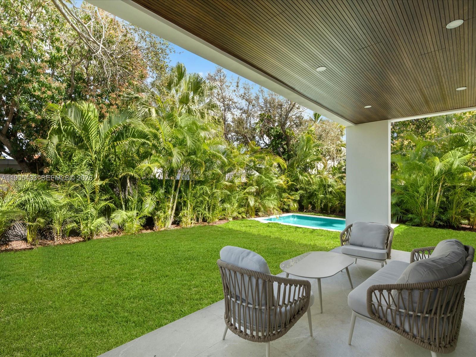 EAST SHENANDOAH - Residential