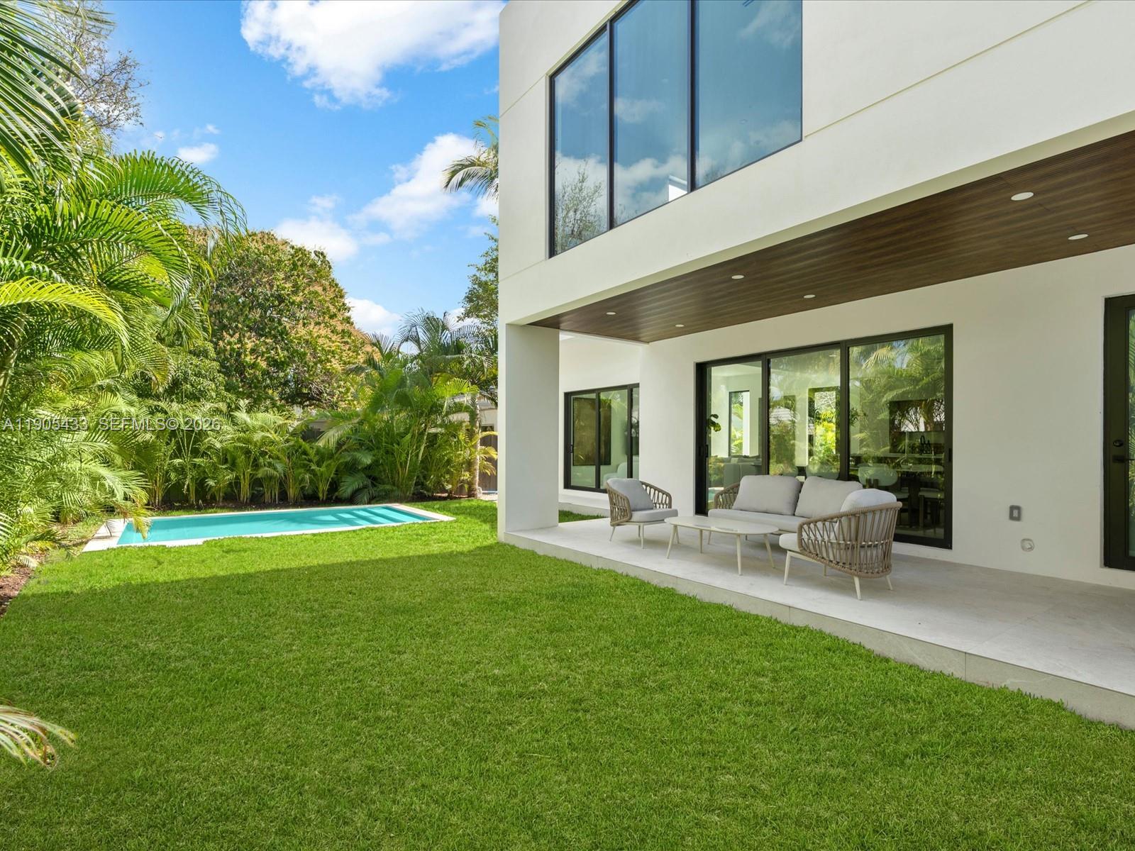 EAST SHENANDOAH - Residential