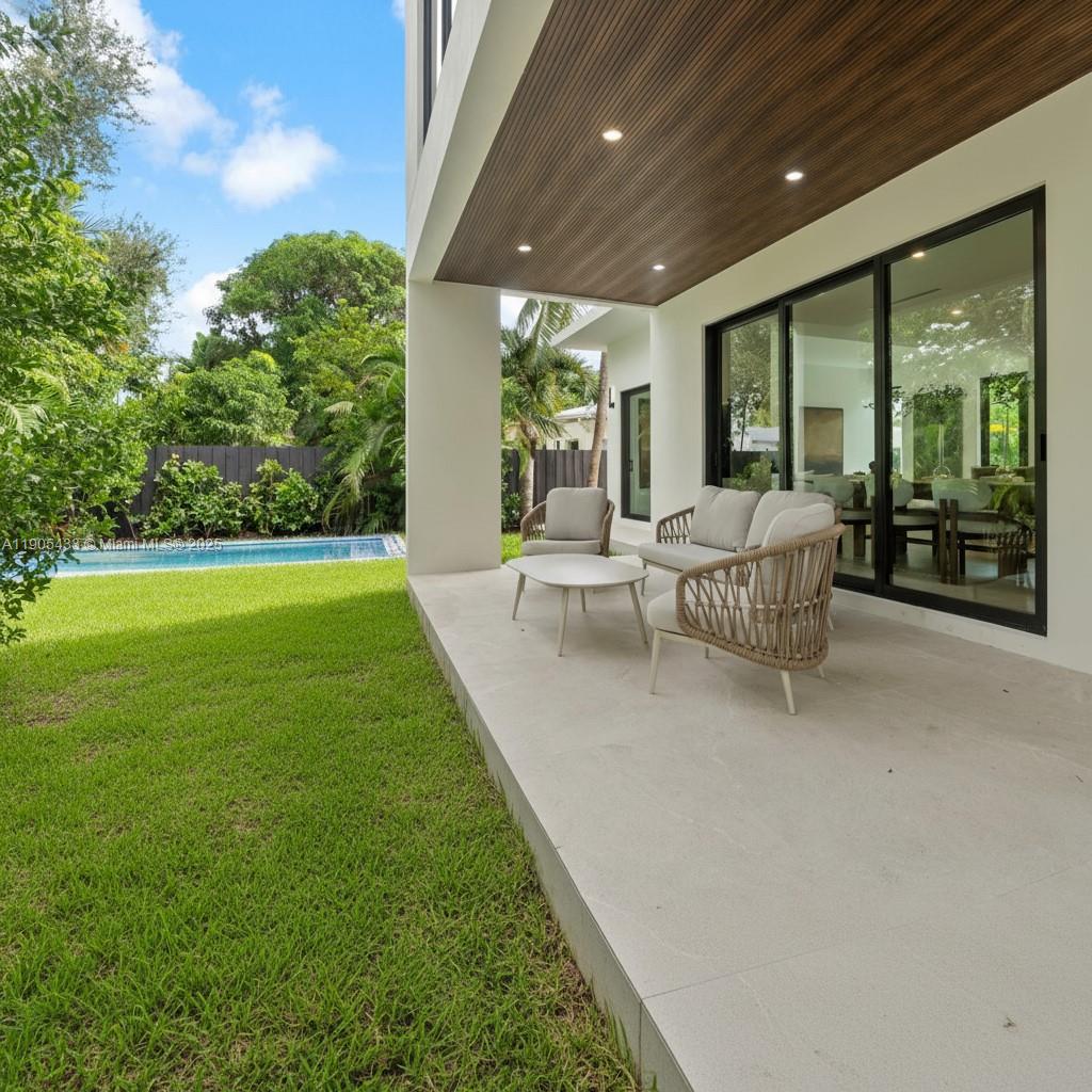 EAST SHENANDOAH - Residential