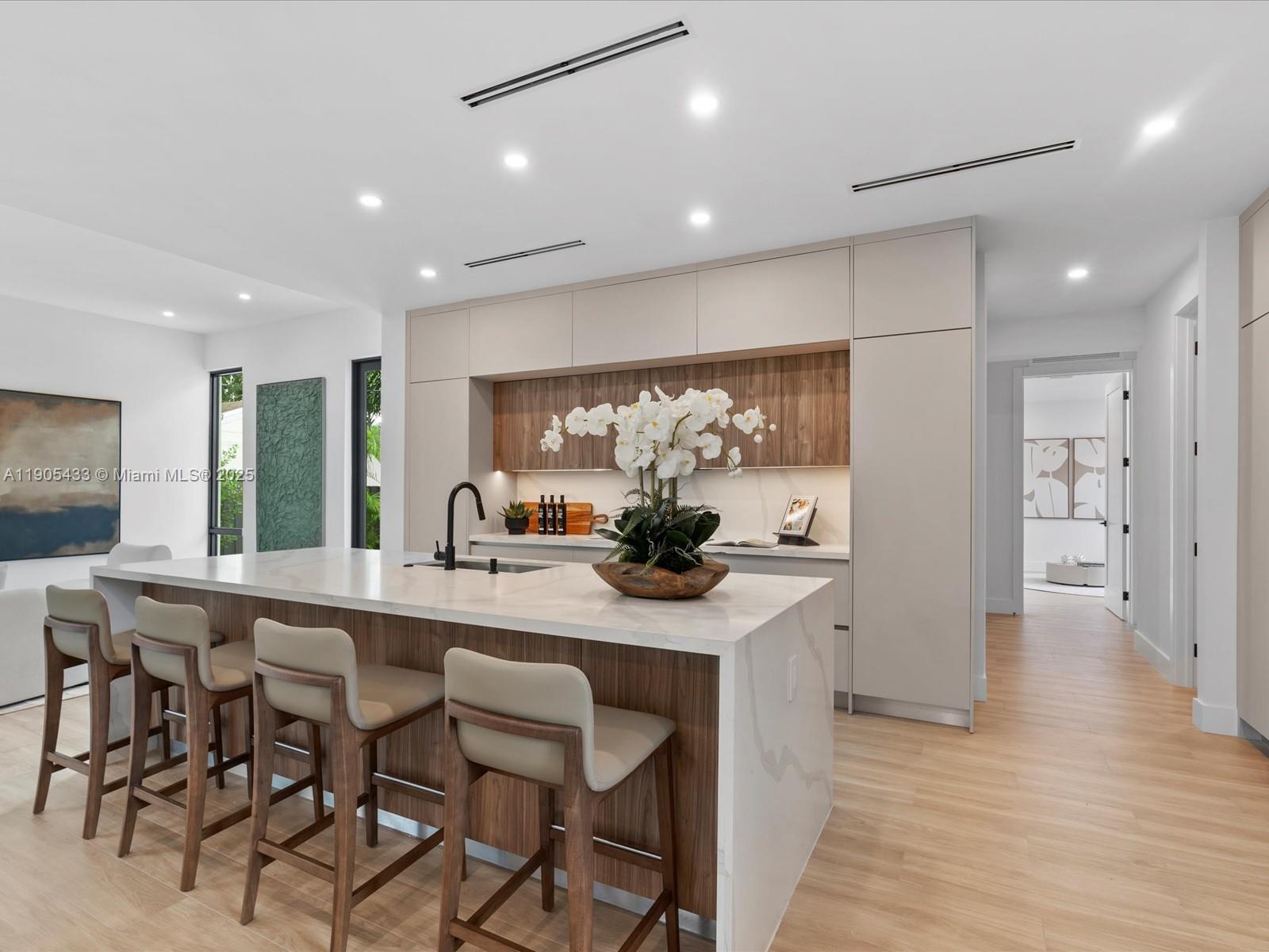 EAST SHENANDOAH - Residential