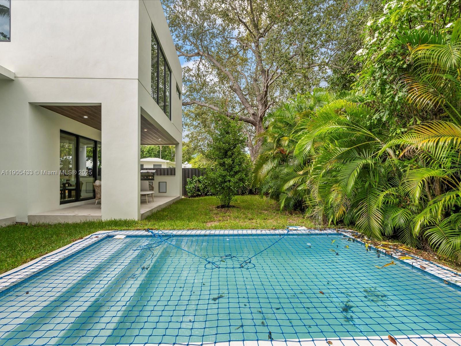 EAST SHENANDOAH - Residential