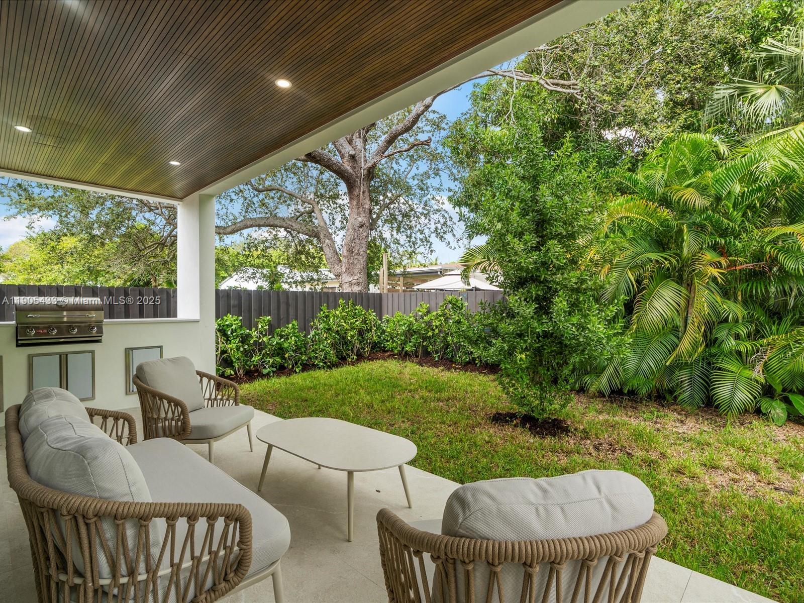 EAST SHENANDOAH - Residential