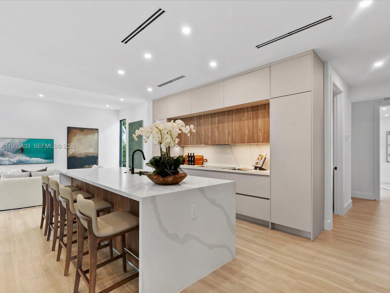 EAST SHENANDOAH - Residential