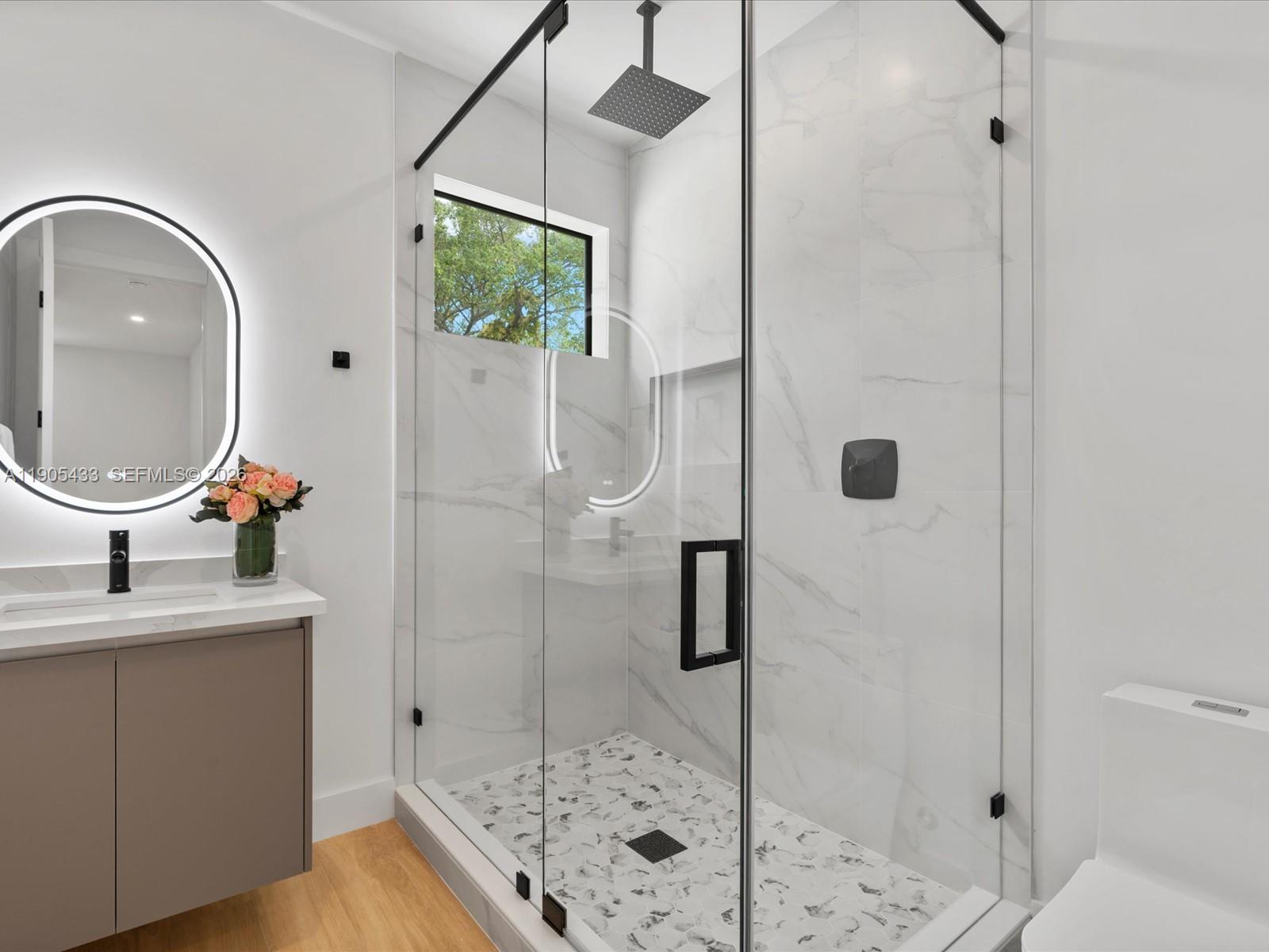 EAST SHENANDOAH - Residential