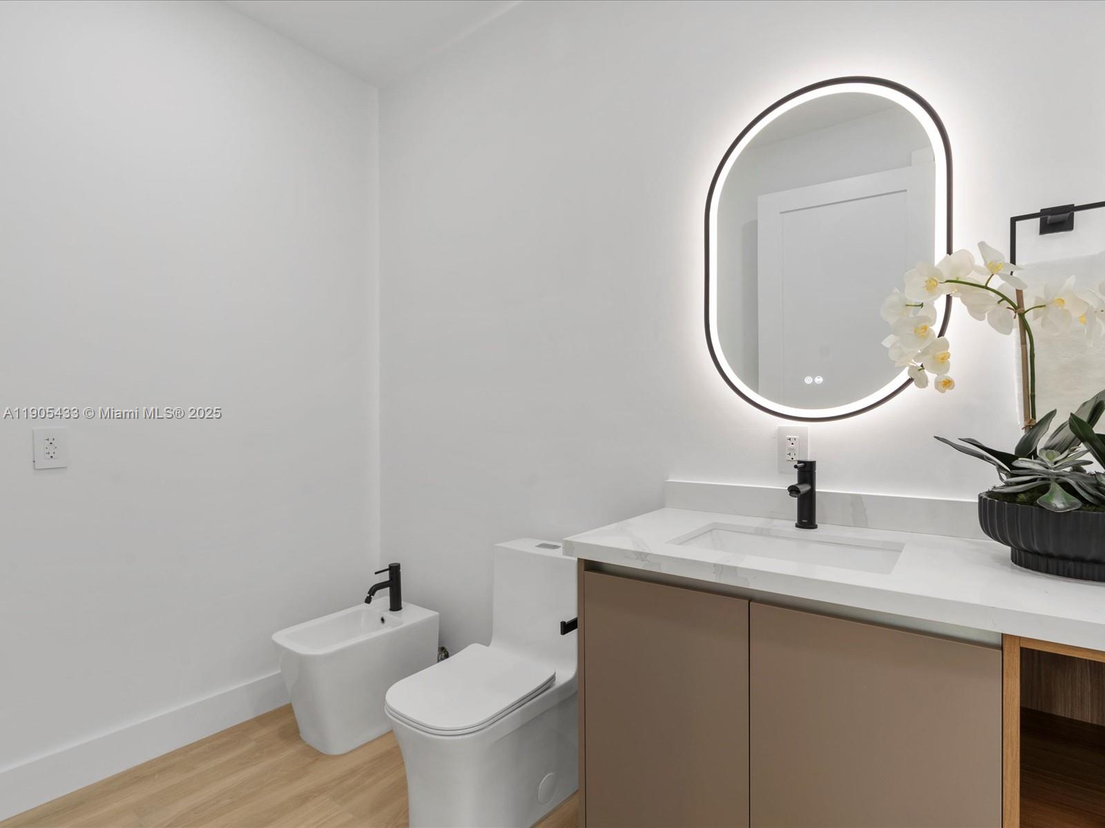 EAST SHENANDOAH - Residential