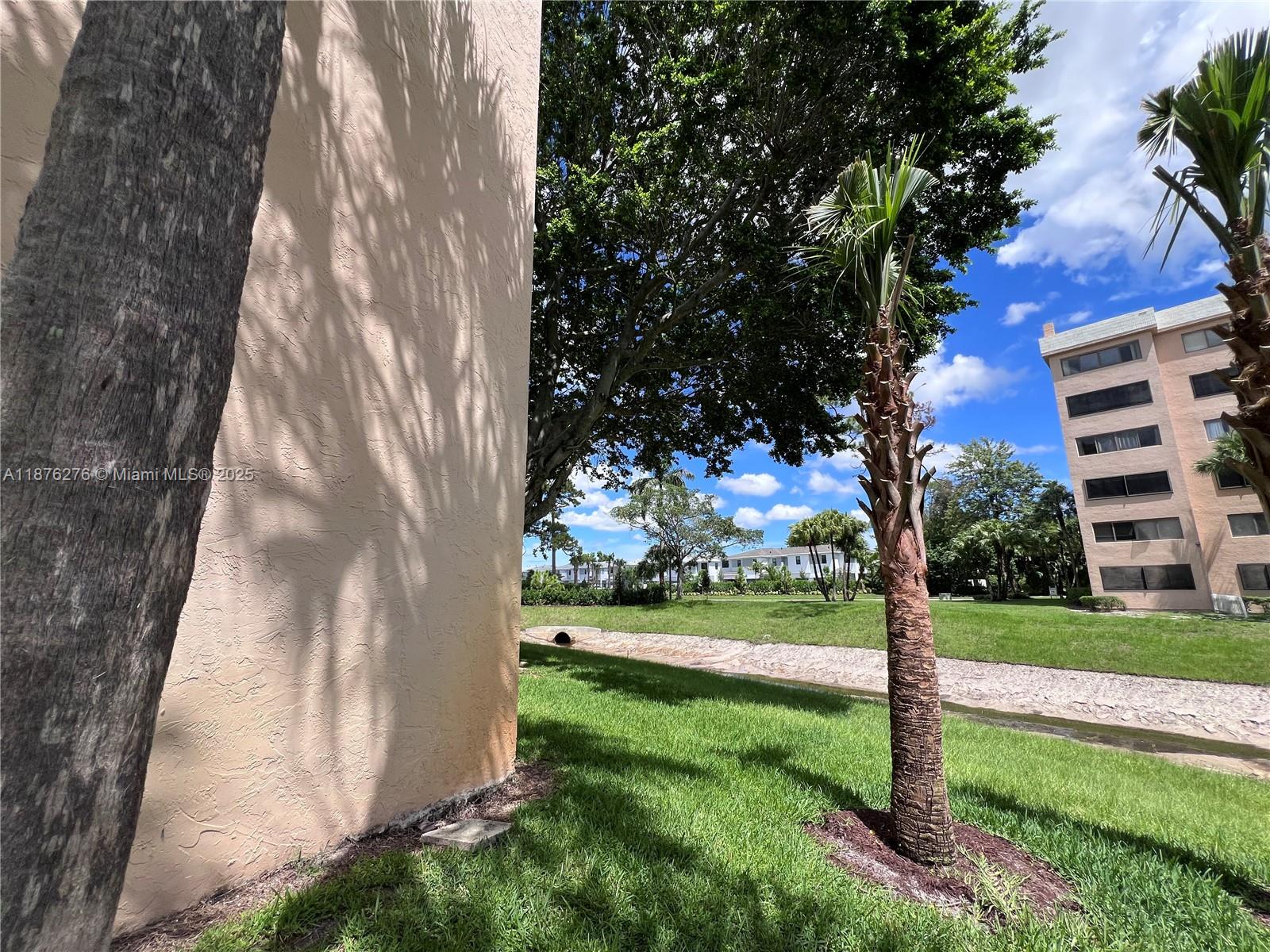 SUNRISE OF PALM BEACH CON - Residential