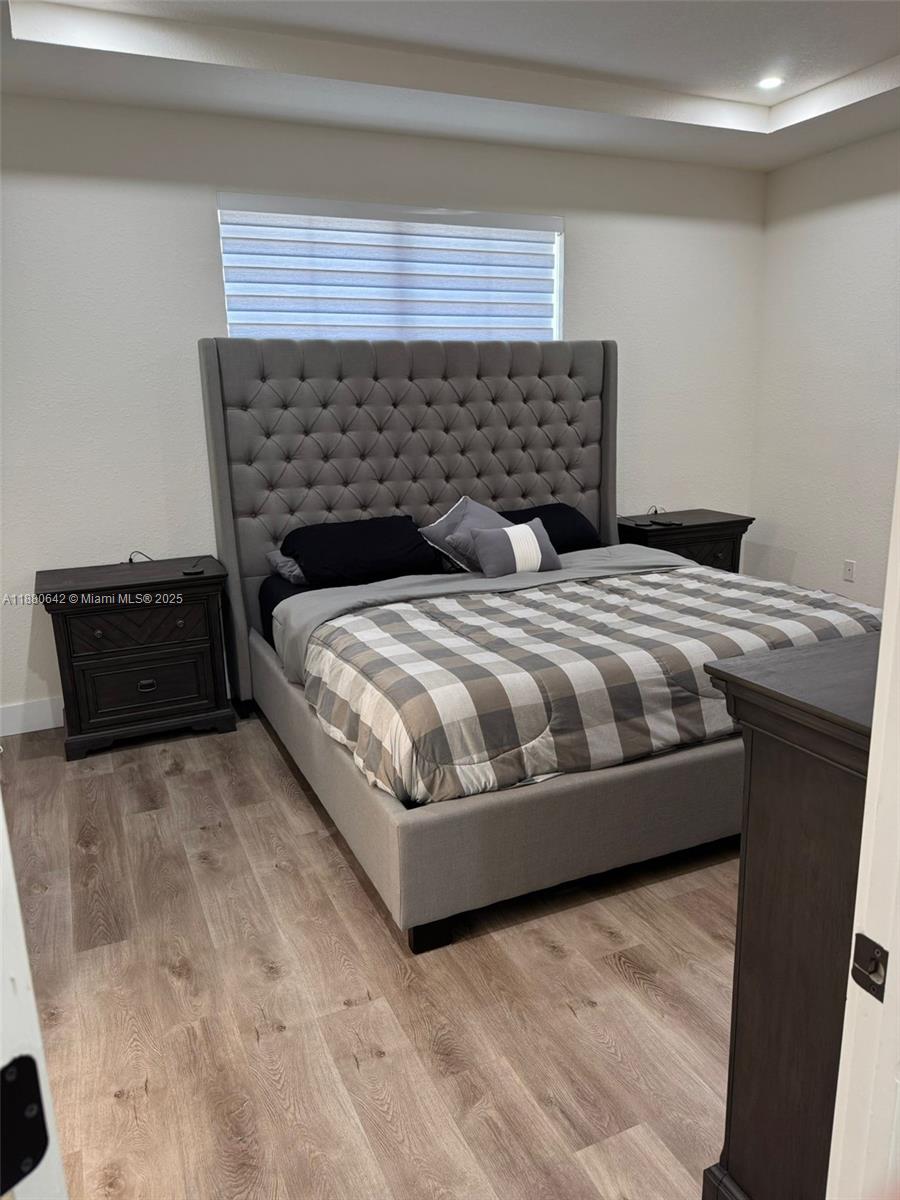 KENDALL BREEZE SOUTH - Residential