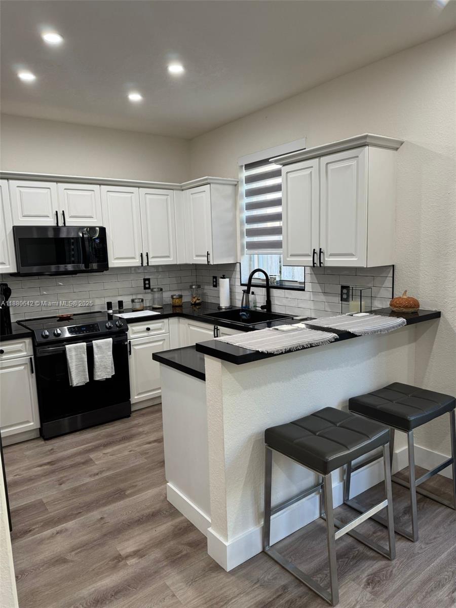 KENDALL BREEZE SOUTH - Residential