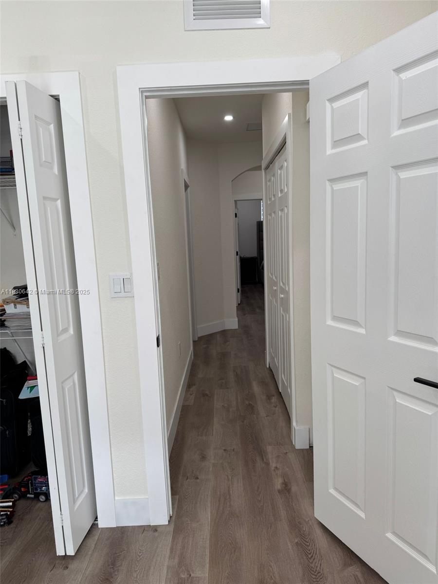 KENDALL BREEZE SOUTH - Residential