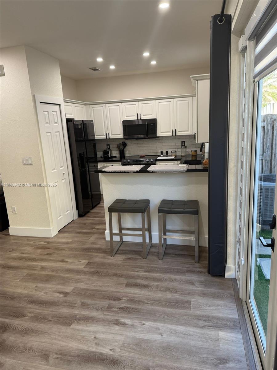 KENDALL BREEZE SOUTH - Residential