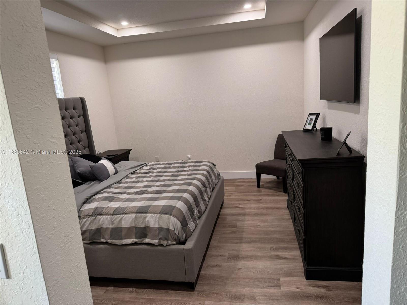 KENDALL BREEZE SOUTH - Residential