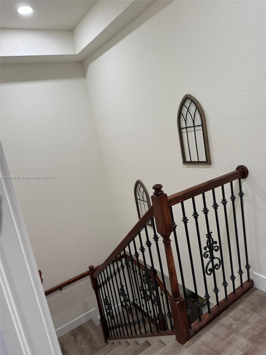 KENDALL BREEZE SOUTH - Residential