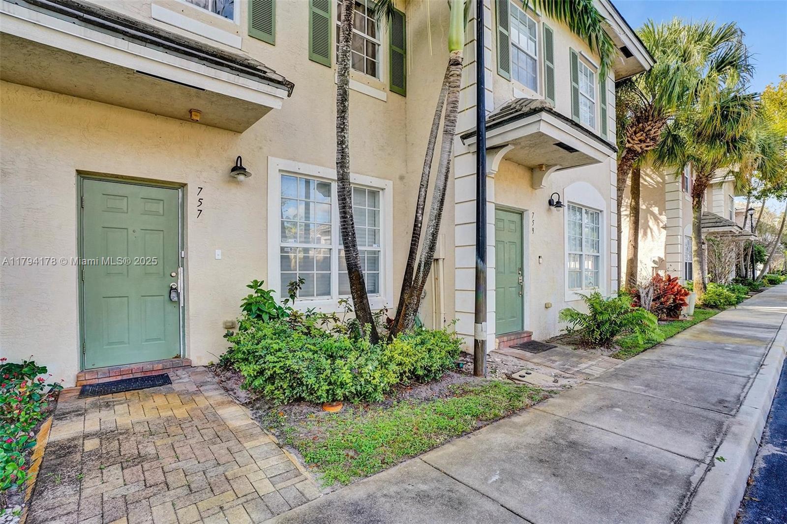 757 NW 42nd Ave