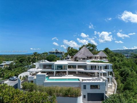 000 8C9Q+4HG, Las Terrenas 32000, Dominican Republic FL