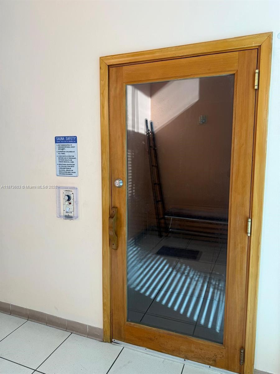 VENTURE AT AVENTURA EAST - Residential