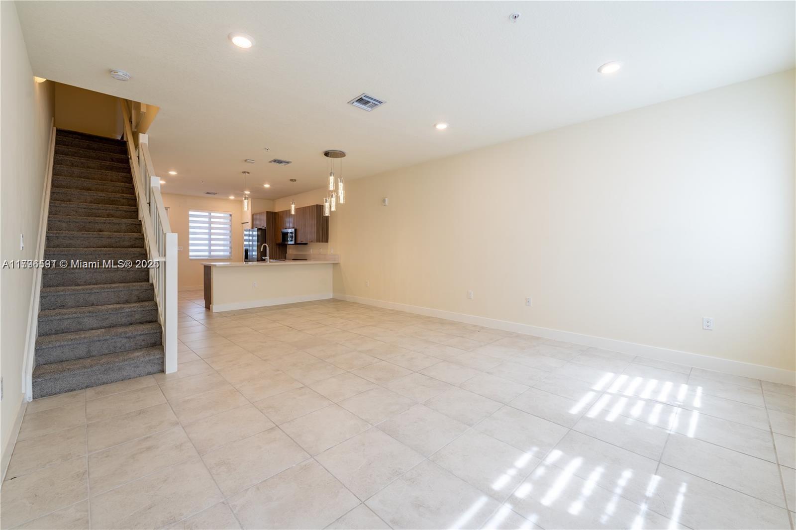 Rental Property at 6425 Nw 103rd Pl 107, Doral, Miami-Dade County, Florida - Bedrooms: 3 
Bathrooms: 3  - $3,400 MO.