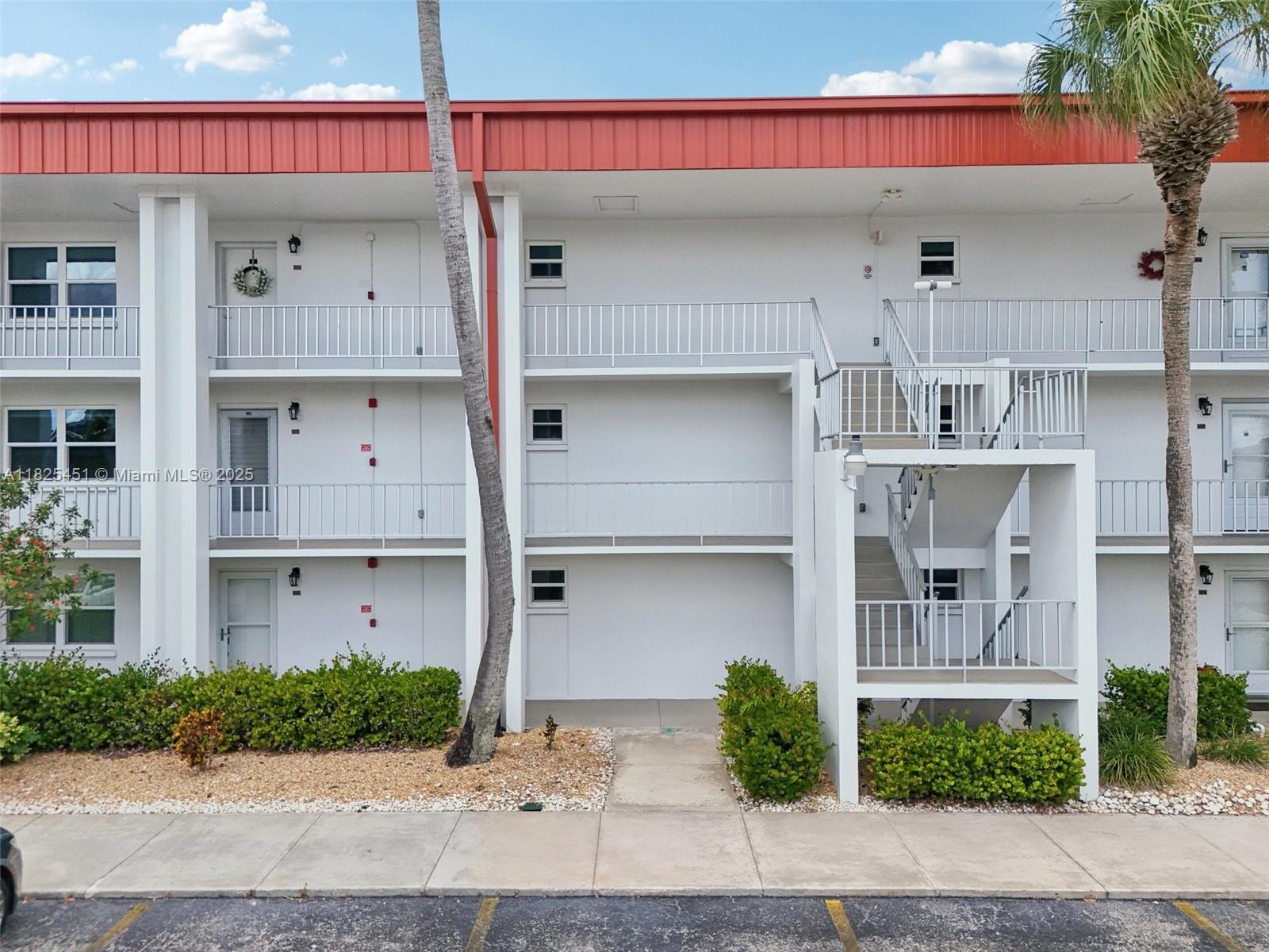 Seven Lakes - Residential