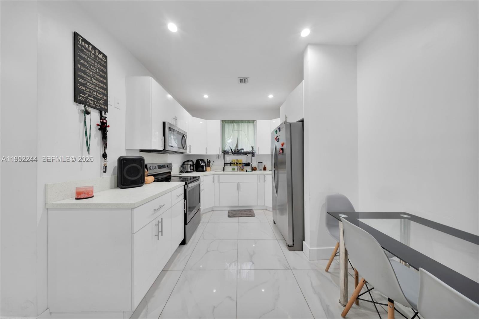 ORANGE RIDGE CT - Residential