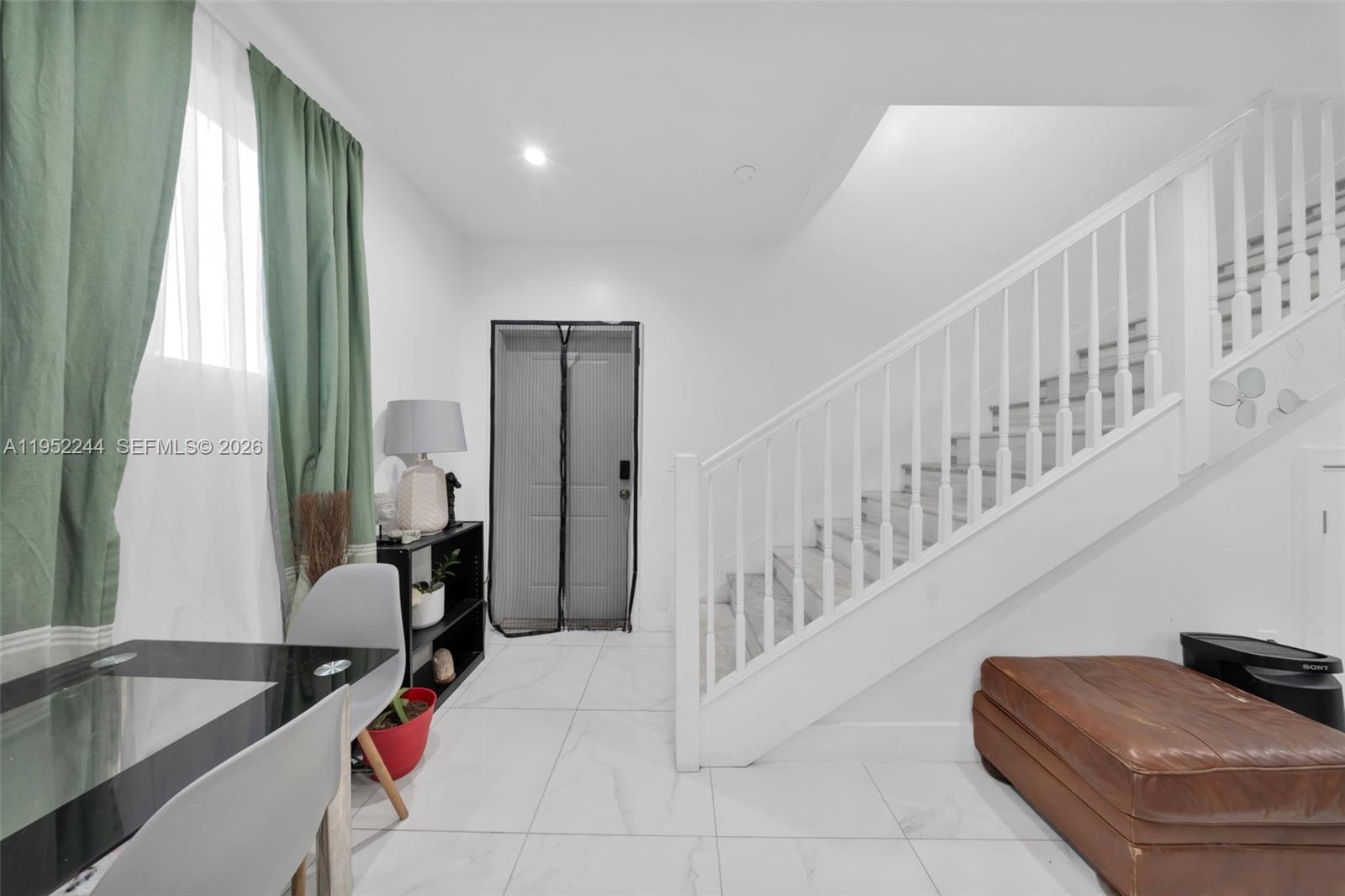 ORANGE RIDGE CT - Residential