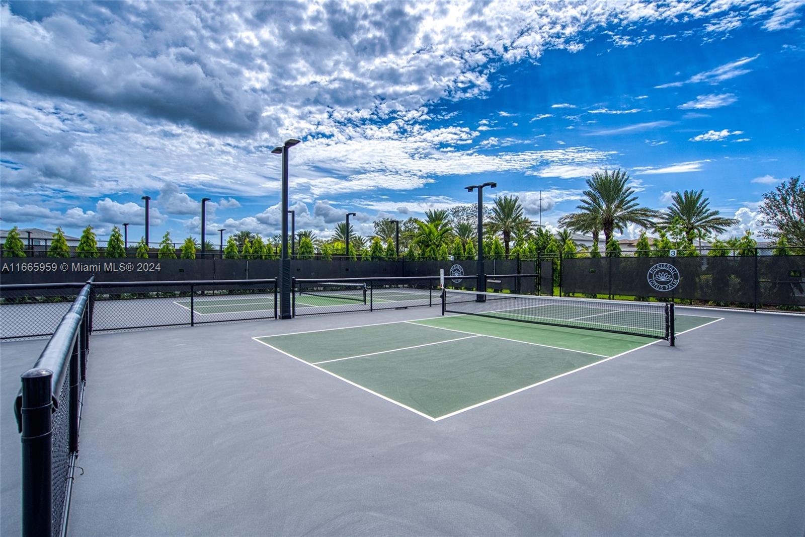 BOCA RATON GOLF COURSE PU - Residential
