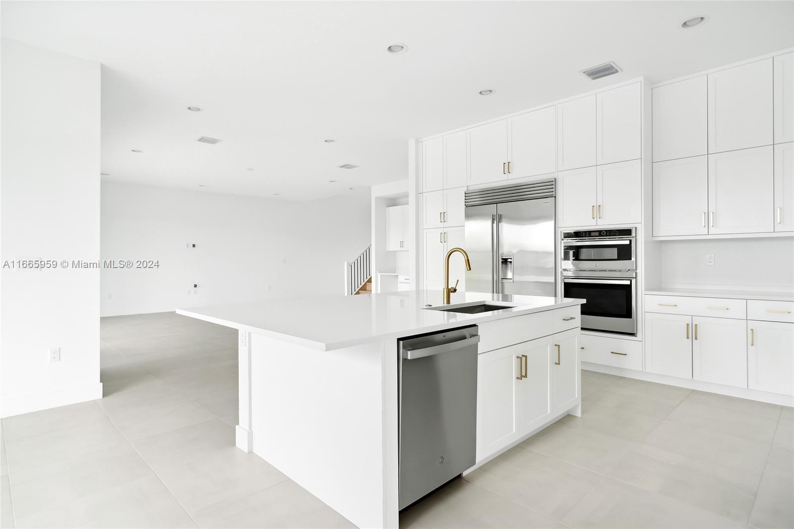 BOCA RATON GOLF COURSE PU - Residential