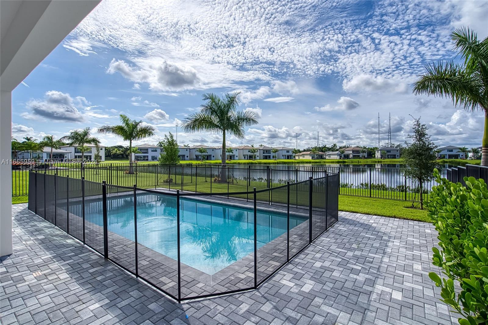 BOCA RATON GOLF COURSE PU - Residential