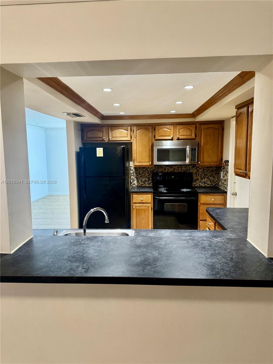 PARADISE GARDENS SEC 4 - Residential Lease