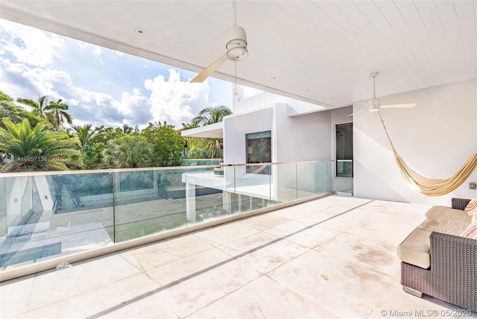 TROPICAL ISLE HOMES SUB 4 - Residential