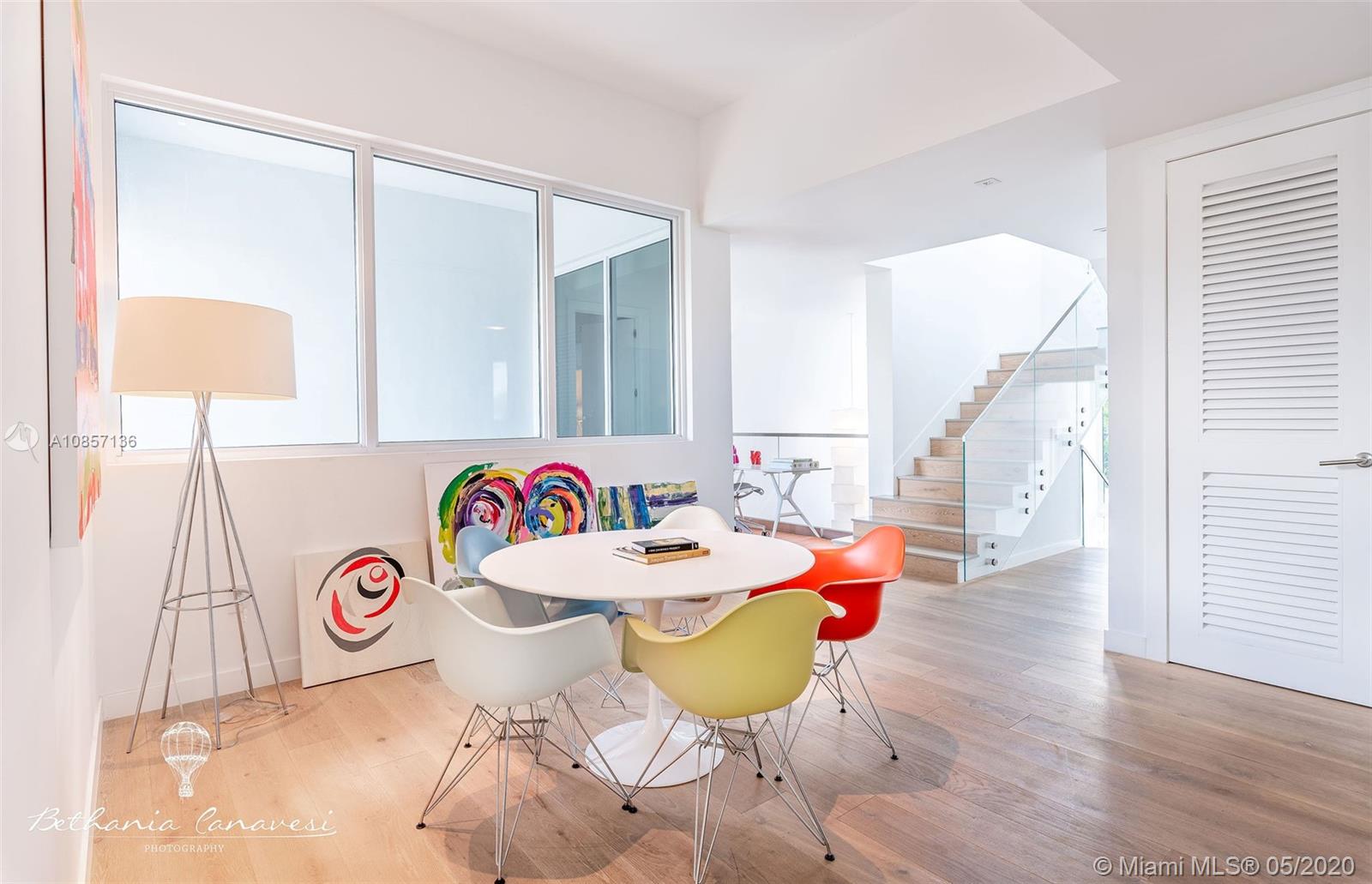 TROPICAL ISLE HOMES SUB 4 - Residential