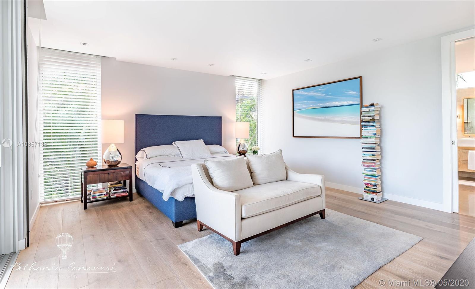 TROPICAL ISLE HOMES SUB 4 - Residential