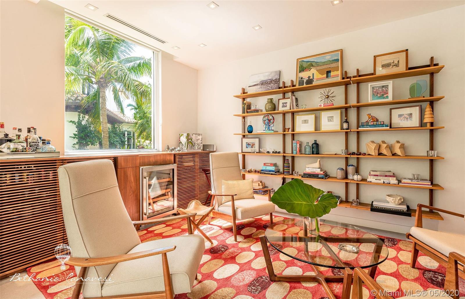 TROPICAL ISLE HOMES SUB 4 - Residential