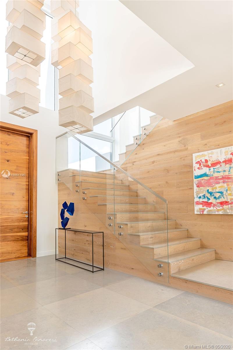 TROPICAL ISLE HOMES SUB 4 - Residential