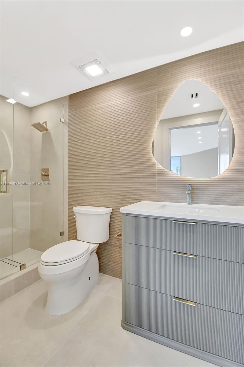 100 HIDDEN BAY CONDO - Residential