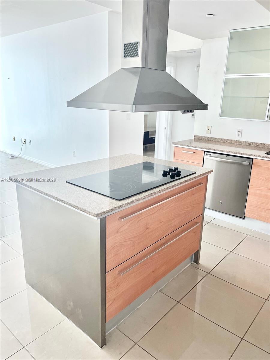 THE EMERALD AT BRICKELL - Residential Lease