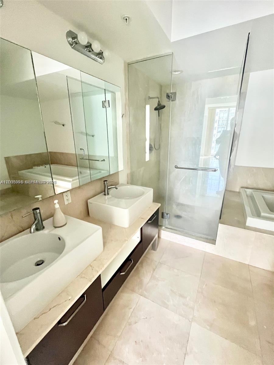 THE EMERALD AT BRICKELL - Residential Lease