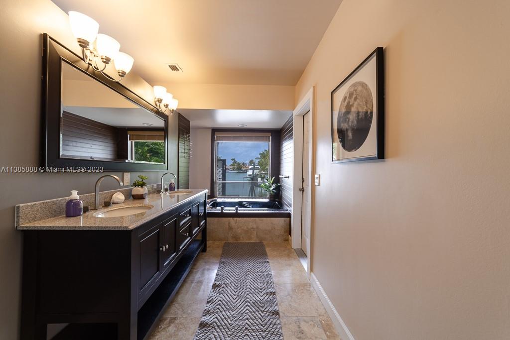 EASTERN SHORES - Residential